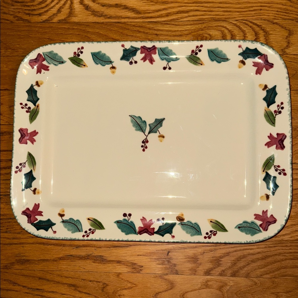 Hartstone Holiday Holly Pattern Rectangular Serving Platter!